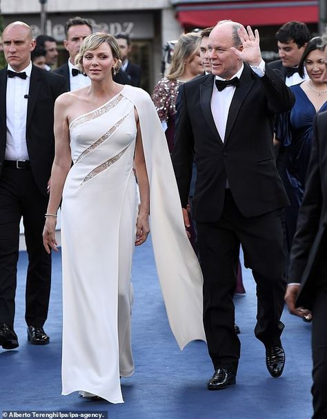 Princess Of Monaco Charlene, Charlene Von Monaco, White Ball Gown, Olympic Flame, Princess Charlene Of Monaco, Black And White Suit, White Ball Gowns, Olympic Swimmers, Princess Of Monaco