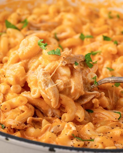 Buffalo Chicken Mac and Cheese | Gimme Delicious Buffalo Mac And Cheese Recipe, Buffalo Mac N Cheese Recipe, Buffalo Chicken Mac And Cheese, Buffalo Mac And Cheese, Buffalo Sauce Recipe, Chicken Mac And Cheese, Cheese Noodles, Gimme Delicious, Classic Mac And Cheese