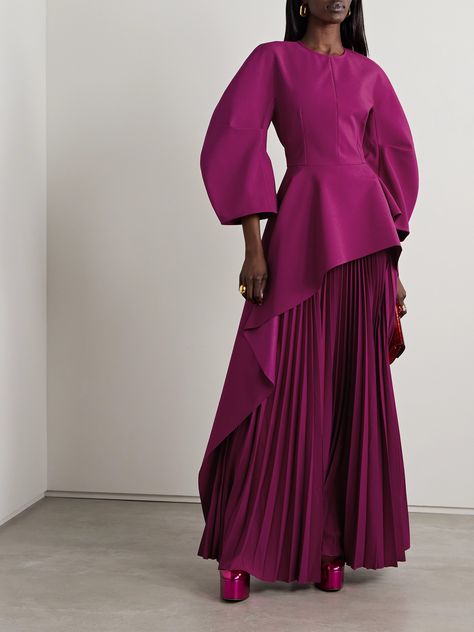 At once feminine and sculptural, Solace London's 'Maia' gown embodies modern elegance. It's made from vibrant magenta crepe with cocoon sleeves and a flowing peplum that softly falls over the accordion-pleated skirt. Barely-there makeup and minimal accessories will keep it in focus. African Tulle Dress, Pleated Velvet Dress, Modest High Fashion, Two Tone Dresses, Regal Outfits, Velvet And Satin Dress, Long Sleeve Wedding Guest Dress, Textured Clothing, Peach Pink Dress