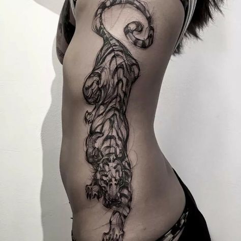 Side Piece Tattoos, Girl Rib Tattoos, Detailed Tattoo Designs, Rib Tattoo Quotes, Flower Tattoo On Ribs, Rib Tattoos For Guys, Places For Tattoos, Cage Tattoos, Rib Tattoos For Women