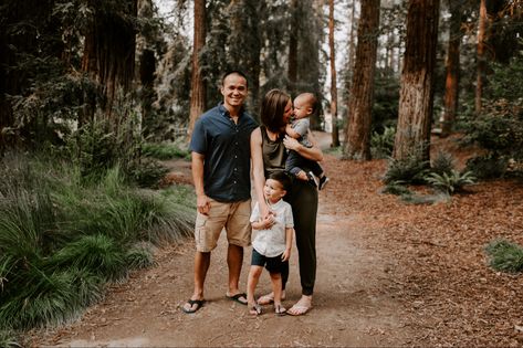 Family Session at the UC Davis Arboretum Park Family Photos, Fall Family Portraits, Uc Davis, Mini Sessions, Fall Family, Round Trip, Family Photoshoot, Family Session, Family Photo