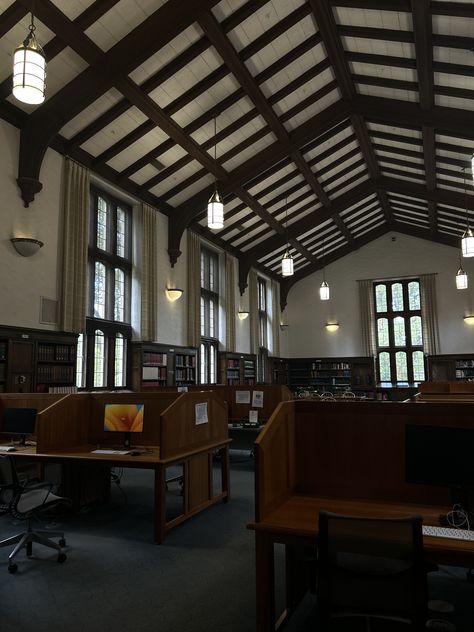 Reed college dark academia library first floor study aesthetic dead poets society the secret history Dark Academia College Aesthetic, Reed College Aesthetic, Reed College Portland Oregon, Secret Society Aesthetic, Academia Library, Dark Academia Library, Reed College, College Aesthetic, Study Aesthetic