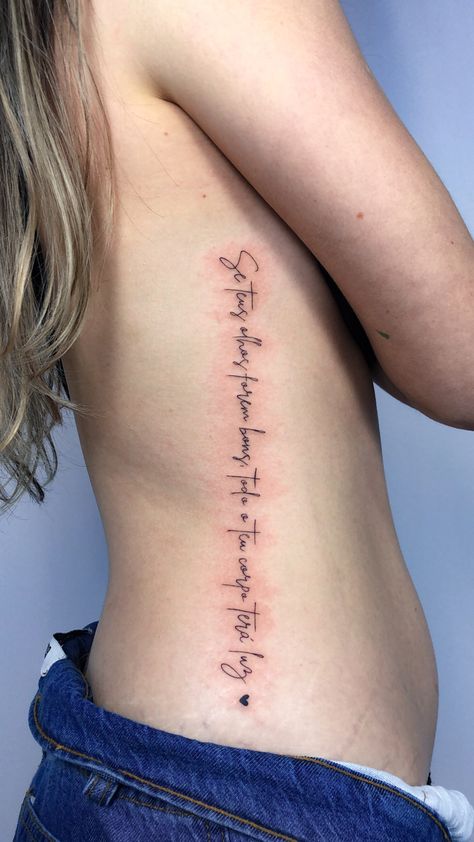 Tatuagem na lateral da costela com a frase “se teus olhos forem bons, todo o teu corpo terá luz” com um coraçãozinho no final Inspo Tattoo, Meus Pins, Fine Line, Collage, Instagram Photos, Tattoos, Photo And Video, Instagram Photo, Pins