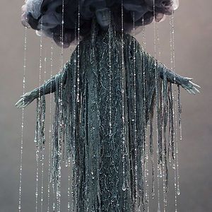 Fancy Rain Costume Rain Costume, Crazy Halloween Costumes, 80s Halloween Costumes, Creepy Halloween Costumes, Halloween School Treats, Great Halloween Costumes, Witch Costumes, Adornos Halloween, Rain Storm