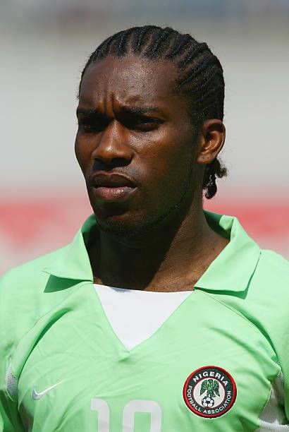 Augustine Okocha Pictures and Photos - Getty Images Jay Jay Okocha, 2002 World Cup, Traditional Hairstyle, Jay Jay, Vintage Football, Best Player, Fifa World Cup, Soccer Players, Fifa