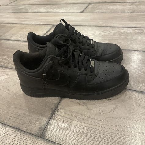 Nike Air Force 1 Triple Black 315122-001 AF-1 Men’s Size 11 Get a price at https://copapair.com/nike-air-force-1-triple-black-315122-001-af-1-mens-size-11/ Black Air Forces Aesthetic, Black Air Force 1 Outfit Women, Air Forces Black, Air Force 1 Noir, Black Forces, Black Af1, Nike Air Force Black, Zapatillas Nike Air Force, Nike Air Force 1 Black