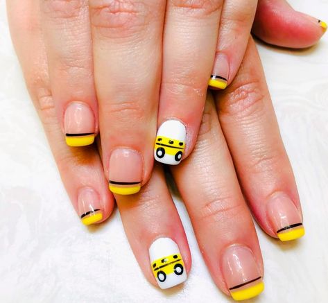 10 Creative Back To School Nails Design Ideas For Moms And Teachers School Bus Nails, Cute Back To School Nails, Super Mario Toys, Nails Design Ideas, Back To School Nails, School Nails, Nail Idea, The New School, New School Year