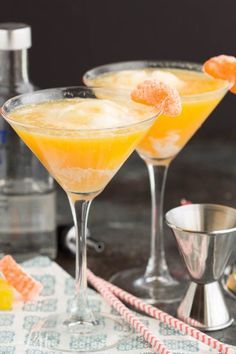 Best Vodka Drinks, Best Vodka Cocktails, Vodka Cocktail, Martini Recipe, Summertime Drinks, Martini Recipes, Vodka Drinks, Milk Shakes, Vodka Cocktails