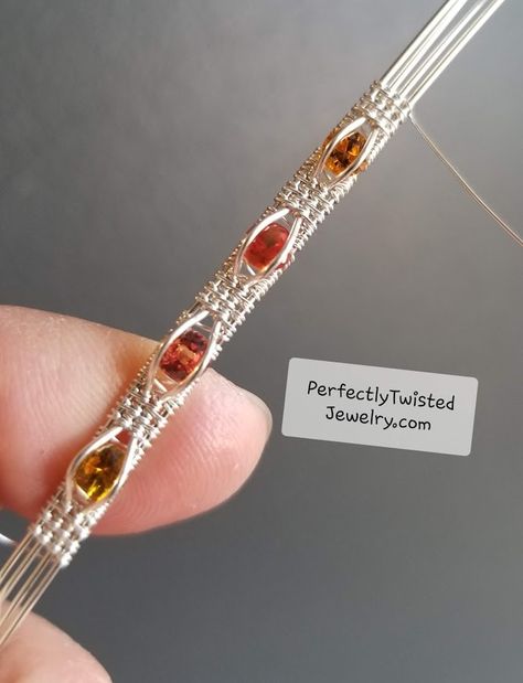 Wire Weaving With Beads, Glass Bead Wire Jewelry, Wire Wrapping Weaves, Wire Wrap Channel Setting, Wire Weaving Bracelet Tutorial, Wire Weaves Patterns, Wire Weave Jewelry, Wire Wrap With Beads, Wire Weaving Jewelry