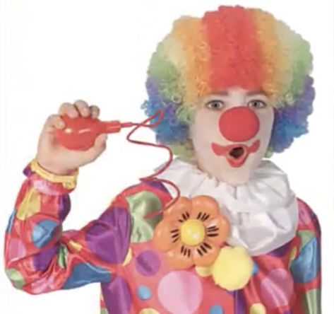 One Piece Costume, Clown Hair, Clown Stuff, Clown Suit, Clown Paintings, Circus Costumes, Circus Aesthetic, Silly Face, Rainbow Wig