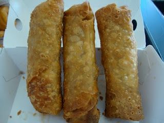 Jack-in-the-Box eggrolls... a guilty pleasure. I love them in all of their greasy glory. Ucla Football, Rolled Sandwiches, Box Recipes, Spring Roll Recipe, Egg Roll Recipes, Roll Recipes, Copycat Restaurant Recipes, Egg Roll, Jack In The Box