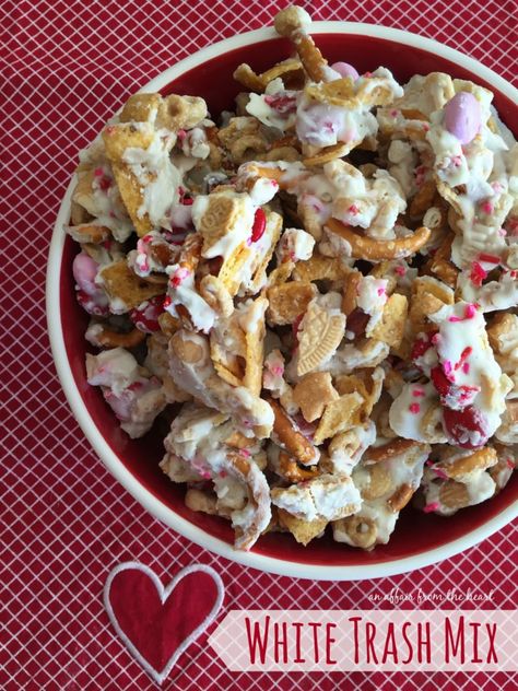 Trash Recipe, Sweet Snack Mix, Sweet Chex, Chocolate Chex, Snack Mix Recipes, Almond Bark, Chex Mix, Corn Chips, Valentines Food