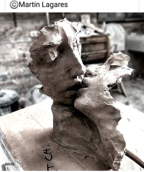 Anatomy Sculpture, Gcse Art Sketchbook, Human Sculpture, Ceramic Art Sculpture, Sculpture Art Clay, Fused Glass Artwork, Cardboard Sculpture, Expressive Art, Clay Art Projects