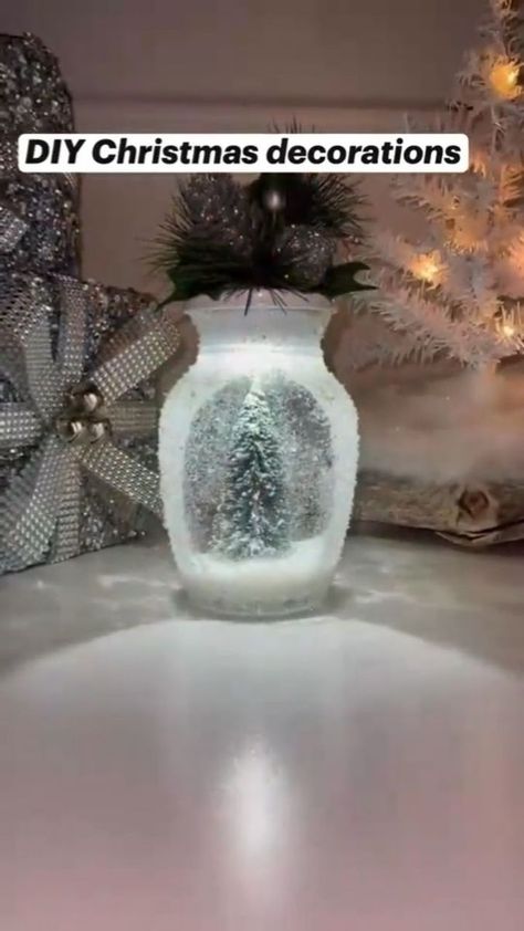 Christmas Tree Crafts Diy, Christmas Decor Bedroom, Bedroom Christmas Decorations, Cozy Christmas Tree, Winter Wonderland Christmas Party, Decoration For Kitchen, Decorating Ideas Christmas, Bedroom Christmas, Handmade Christmas Crafts