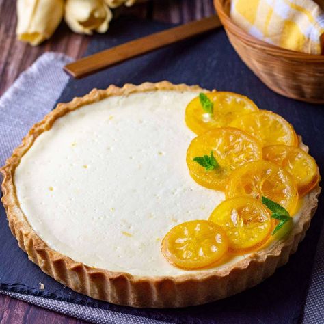 Desserts For Easter, Easter Pies, Chilli Beef Recipe, Italian Easter Pie, Crispy Chilli Beef, Ricotta Pie, Easter Pie, Italian Easter, Crispy Beef