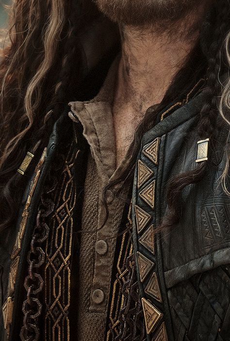 Middle Earth Costume, Earth Costume, Walburga Black, Pirate Aesthetic, Half Elf, Into The West, Bilbo Baggins, Thorin Oakenshield, Black Sails