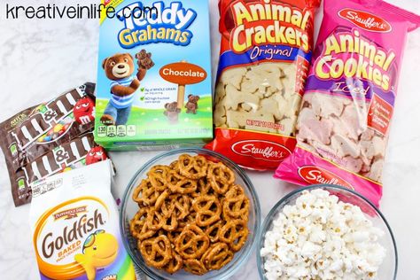 Creating An Easy and Fun Snack For Your Zoo Trip Trail Mix Kids, Animal Cracker, Trail Mix Recipes, Snack Mix Recipes, Chex Mix, Toddler Snacks, Snacks Für Party, School Snacks, Snack Mix