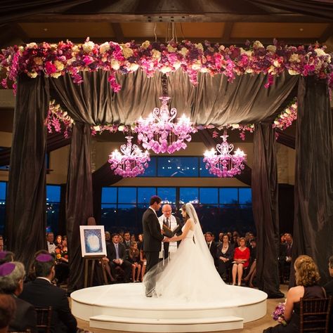 Purple & Gray Ceremony // photo by: Amelia Tarbet Photography // Flowers: Petal Pushers // Rental Equipment: Townsley Designs More: http://www.theknot.com/weddings/album/a-romantic-and-elegant-wedding-in-austin-tx-131196 Round Platform Stage, Stage Wedding, Hill Country Wedding Venues, Petal Pushers, Hill Country Wedding, Wedding Aisle Decorations, Event Production, Ceremony Decor, Jewish Wedding