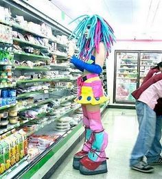 Meanwhile at Walmart 2020 Memes, Estilo Harajuku, Walmart Funny, Rave Style, Walmart Fashion, Bon Weekend, Fashion Fail, Weird Fashion, Character Inspo