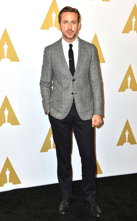 Ryan Gosling: Oscars 2017 Nominees Luncheon Hollywood Red Carpet Outfit Men, Ryan Gosling Suit, Ryan Gosling Movies, Ryan Gosling Style, Men Portraits, Ryan Thomas, Star Aesthetic, Oscars 2017, Formal Clothes