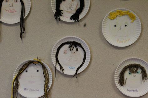 Paper plate self-portraits, such great way to learn features and classmates, Preschool B Multi Cultural Art, Self Portait, Alphabet Writing Worksheets, Family Potrait, Paper Plate Craft, Multi Cultural, Cultural Art, Alphabet Writing, Self Portraits