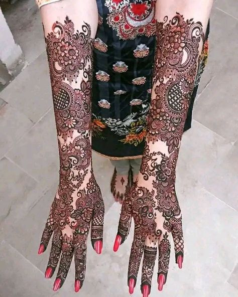 Heavy Mehndi Designs, Pakistani Mehndi Designs, Simple Mehendi Designs, Mehndi Designs Bridal Hands, Beautiful Henna, Bridal Henna Designs, Mehndi Design Pictures, Very Simple Mehndi Designs, Modern Mehndi Designs