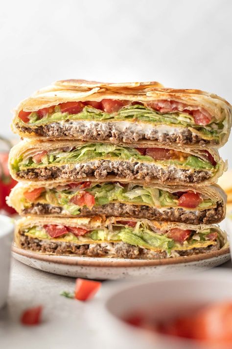 Healthified Crunchwrap Supreme - Brocc Your Body Burito Mexicanos, Healthy Crunchwrap, Crunch Wrap Supreme Recipe, Brocc Your Body, Crunchwrap Recipe, Creamy Chicken Chili, Best Superbowl Food, Crunchwrap Supreme, Game Day Recipes