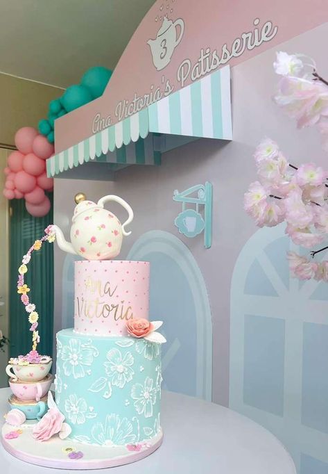 Birthday Decoration Backdrop Ideas, Patisserie Theme Birthday Party, Tea For Two Backdrop, Parisian Tea Party Decor, Patisserie Party Decor, Tea Party Backdrop Ideas Diy, One Year Old Tea Party 1st Birthdays, Three Year Old Tea Party Birthday, Spring Themed Party Ideas