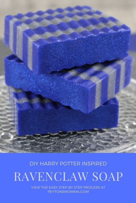 Ravenclaw Diy, Harry Potter Soap, Homemade Business, Layered Soap, Diy Soaps, Family Projects, Harry Potter Food, Bath Recipes, Soap Ideas