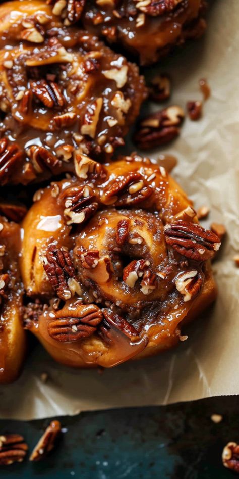 Maple Pecan Sticky Buns [150 Minutes] - Chasety Pumpkin Sticky Buns, Sticky Buns Recipe, Sticky Buns Recipes, Pecan Sticky Buns, Buns Recipe, Maple Pecan, Sticky Buns, Bun Recipe, Sweet Roll