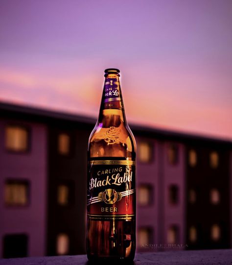 Black Label Beer, Beer Flyer, Carling Black Label, Black People Tattoos, Beer Wallpaper, Johnnie Walker Black Label, Johnnie Walker Black, Free Wallpaper Backgrounds, Iphone Dynamic Wallpaper