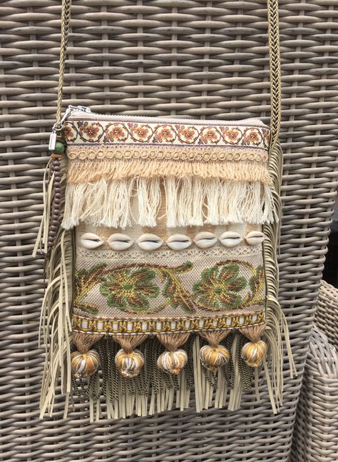 Boho Bags Diy, Festival Purse, Boho Chic Bags, Boho Purse, Bags Diy, Unique Purses, Boho Purses, Festival Bag, Boho Bags