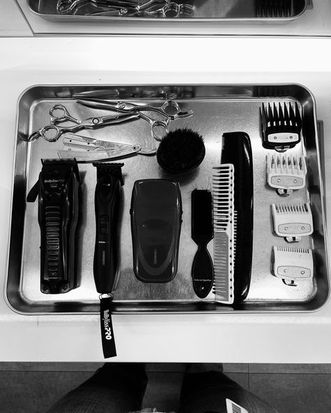 #barber #barbershop #barberlife Barber Setup, Barbershop Aesthetic, Barber Tips, Barber School, Barber Shop Decor, Shop Decor, 2025 Vision, Barber Life, School Aesthetic