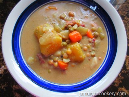 Gungo Peas Soup, Soup With Ham Bone, Peas Soup, Ham Bone Soup, Soup With Ham, Bone Soup, Pea And Ham Soup, Irish Potatoes, Pigeon Peas