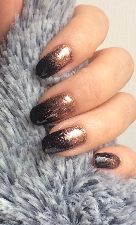 Black gelish with rose gold glitter by The Beautiful Nails Company. 2024 Dance, Rose Gold Nails Glitter, Black Ombre Nails, Black Nails With Glitter, Wedding Nail Art Design, Unghie Nail Art, Gold Glitter Nails, Rose Gold Nails, Almond Acrylic Nails