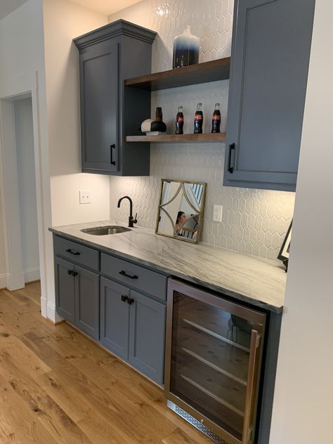 Small Bars For Basements, Shiplap Wet Bar Ideas, Small Kitchen Basement Ideas, Basement Small Kitchen, Wet Bar Ideas In Kitchen, Basement Bar Cabinet Color, Kitchen Coffee Bar With Sink, Simple Basement Wet Bar, Basement Bar Gray Cabinets