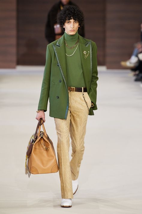 Runway Outfits, Fashion Weeks, Trends 2022, Mens Fall, Menswear Collection, Fashion Show Collection, Fall Fashion Outfits, Vogue Paris, Luxury Life