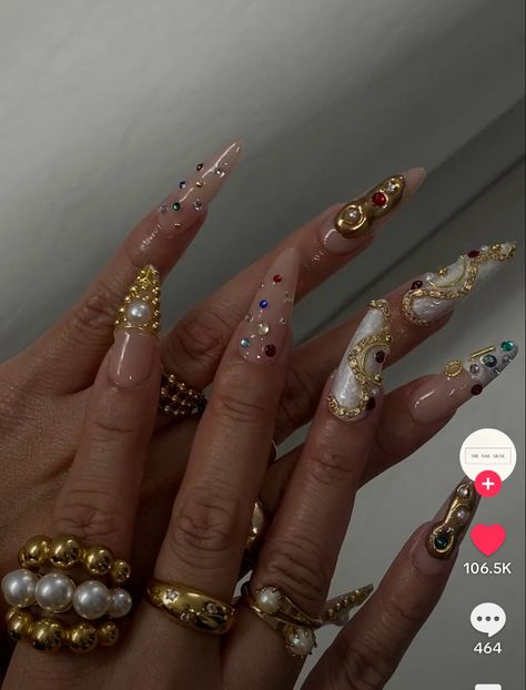 Birthday Nails Stiletto, Horror Nails, Retro Nails, Nails Stiletto, Diva Nails, Claw Nails, Nails Design With Rhinestones, Classy Acrylic Nails, Glamorous Nails