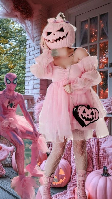 two girls, one dressed as an all-pink Spider-Man and the other wearing an all-pink outfit with a jack-o-lantern on her head. Halloween Duo, Halloween Duos, Pumpkin Queen, Spider Girl, Pink Halloween, Pink Style, Double Trouble, Couple Halloween, Couple Halloween Costumes