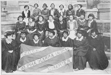 2680810827_732c85bd48 Vintage Images of Alpha Kappa Alpha Aka Paddle, Kappa Sorority, Skee Wee, Black Heritage, Aka Sorority, Alpha Kappa Alpha Sorority, Greek Sorority, Zeta Phi Beta, All Black Looks