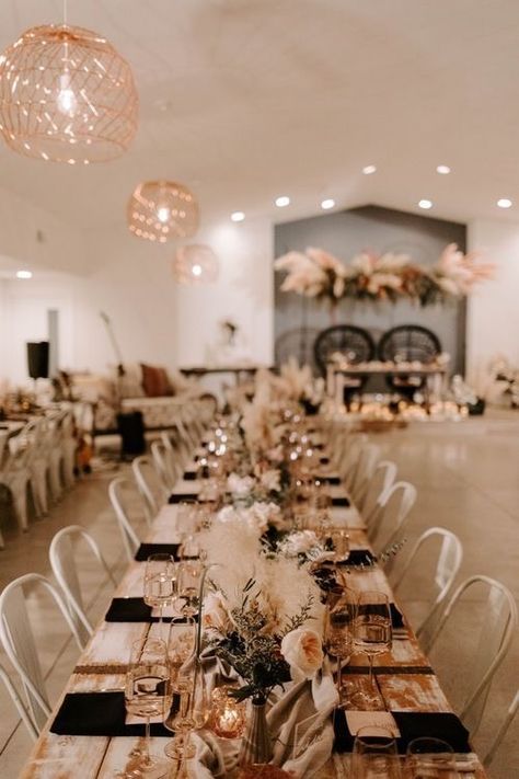 Beige Wedding Theme, Starry Wedding, Black Wedding Decorations, Detail Photography, Black And White Wedding Theme, Joshua Tree Wedding, White Wedding Theme, Flower Image, Wedding Tablescape