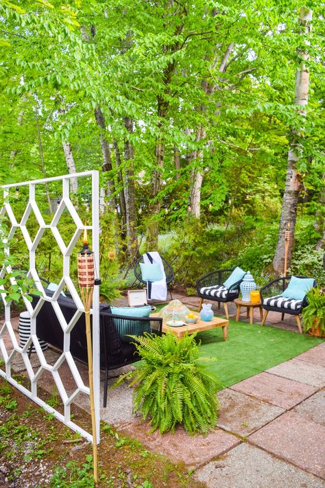 Retro Glam Backyard Patio Retro Patio, Retro Patio Furniture, Patio Entertaining, Trellis Panels, Painted Patio, Diy Plant Stand, Patio Makeover, Affordable Decor, Patio Spaces