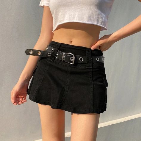 Jean mini skirt outfit