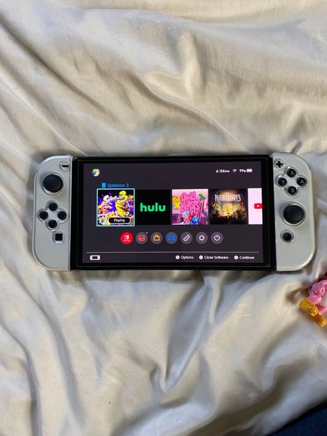 Kendall Jenner Nintendo Switch, Skyzone Aesthetic, Switch Nintendo Aesthetic, Nintendo Switch Aesthetic Games, Nintendo Switch Lite Aesthetic, Nintendo Switch Cute, Aesthetic Nintendo Switch, Nintendo Switch Aesthetic, Cute Nintendo Switch