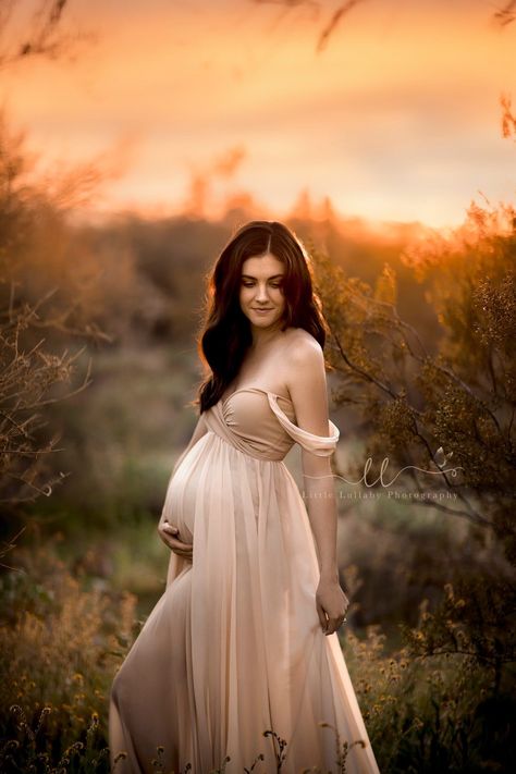 Magical Maternity Shoot, Fairy Maternity Dress, Fairy Maternity Photoshoot, Enchanted Forest Maternity Shoot, Fairytale Maternity Shoot, Fantasy Maternity Shoot, Ethereal Maternity Shoot, Maternity Shots, Maternity Photography Poses Outdoors