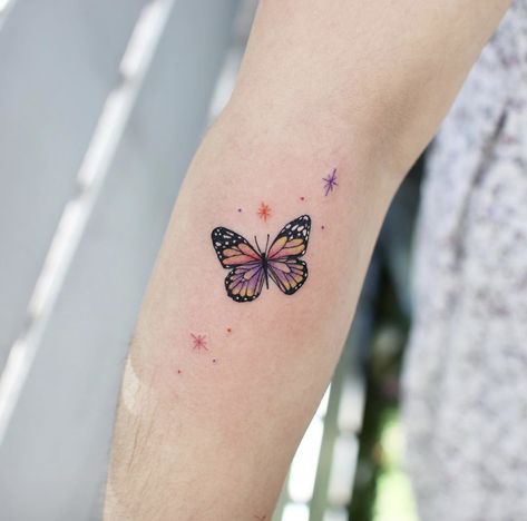 Best Butterfly Tattoos, Tiny Butterfly Tattoo, Purple Butterfly Tattoo, Colorful Butterfly Tattoo, Dragon Tattoo Ideas, Unique Butterfly Tattoos, Small Butterfly Tattoo, Butterfly Tattoos For Women, Music Tattoo Designs