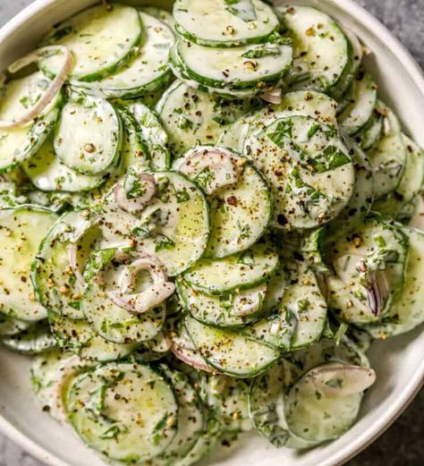 This Cucumber and Greek Yogurt Salad is a healthier take on the classic creamy cucumber salad. Herby, creamy and crisp, an easy side dish! Cucumber Creamy Salad, Cucumber Salad With Greek Yogurt, Greek Yogurt Salad, Cucumber Yogurt Salad, Healthy Cucumber Salad, Korean Cucumber Salad, Greek Cucumber Salad, Yogurt Salad, Cucumber Yogurt