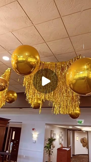 Balloon Decorations and Event Rentals Palm Beach | Sometimes all you need is gold fringe🥰🥰🥰

A full tutorial is available in the subscription section.

#balloons #fringe #ceilingdecor | Instagram Balloon With Fringe, Fringe Ceiling Decor, Ceiling Fringe, Nye Balloons, House Party Ideas, Draping Ideas, Balloon Ceiling, Ceiling Draping, Gold Fringe