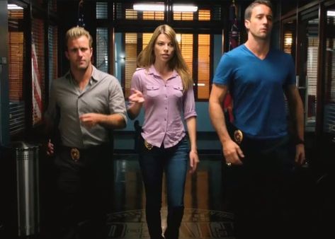 Lauren German Hawaii Five O, Scott Caan, Lauren German, Alex O Loughlin, Hawaii Five O, Alex O'loughlin, Favorite Tv Shows, Hawaii, It Cast