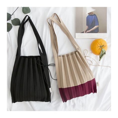 Women Knitting, Casual Handbags, Form Fitting Clothes, Patchwork Knit, Handbags Handmade, Cotton Handbag, Woven Handbags, Woven Tote Bag, Large Shoulder Bags